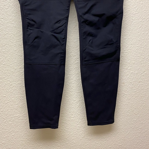 Carhartt Women's Force Fitted Midweight Utility Legging - Picture 6 of 13